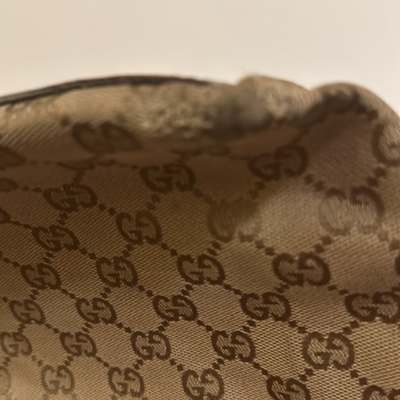 Assorted Louis Vuitton, Gucci, Loewe,MCM, YSL,Christian Dior handbags & wallets - Picture 12 of 16